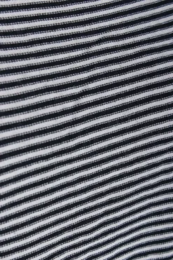 Pullover><noscript><img width=