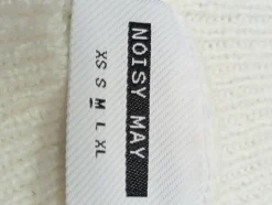 Pullover><noscript><img width=