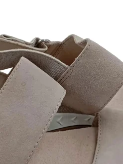 Sandalen> Sandalen Größe 37 beige