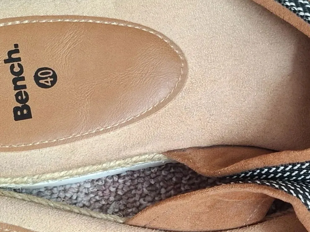 Sandalen>Bench Sandalen Größe 40 beige