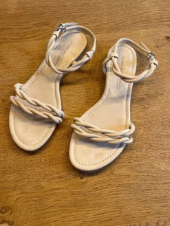 Sandalen> Sandalen Größe 40 beige