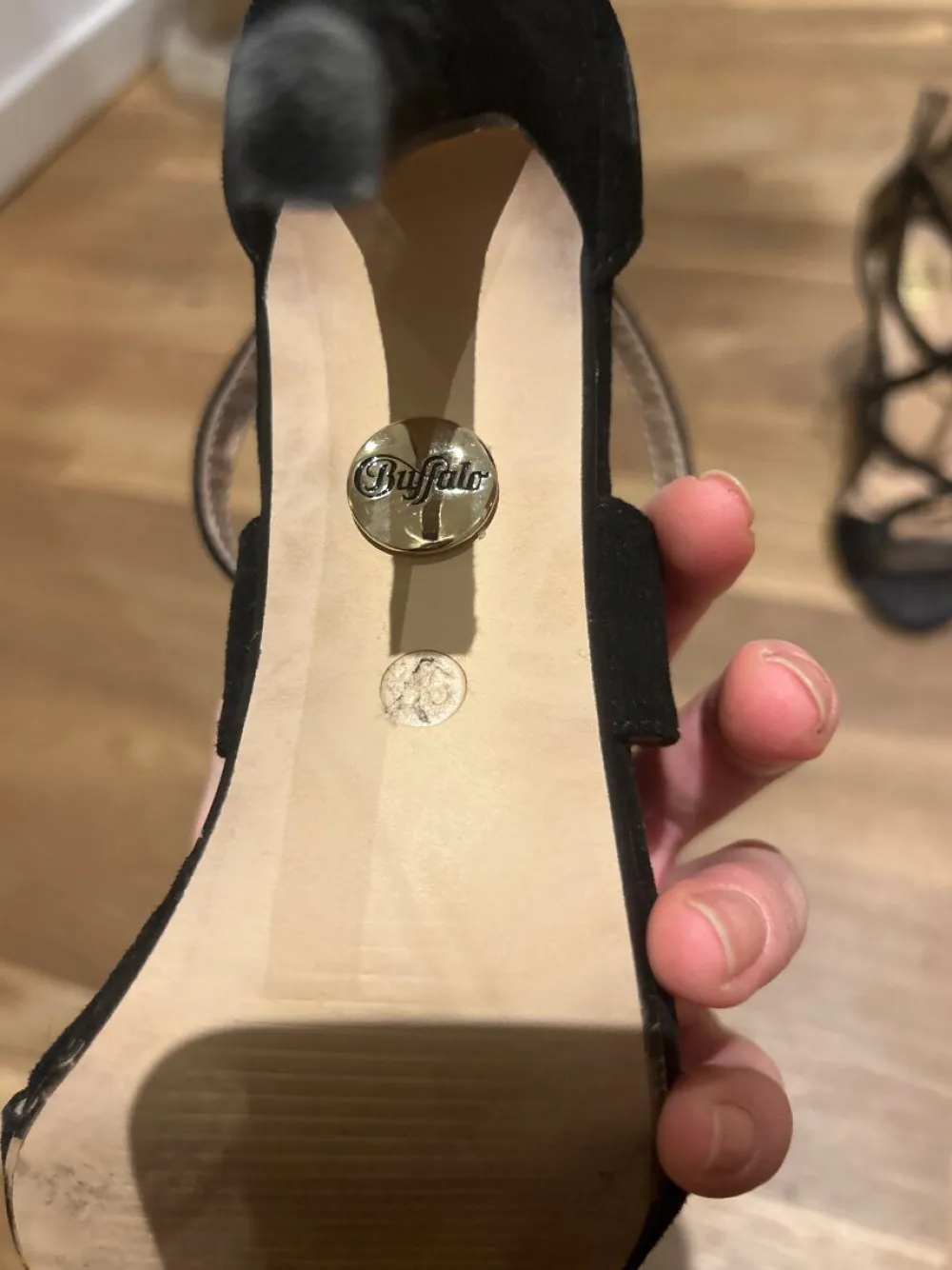 Sandaletten>Buffalo Sandaletten Größe 36 schwarz