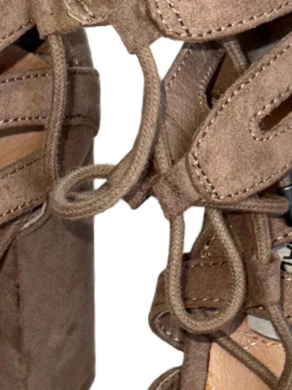 Sandaletten> Sandaletten Größe 37,5 beige