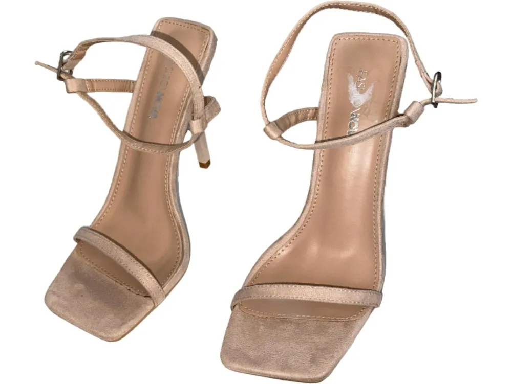 Sandaletten> Sandaletten Größe 41 beige