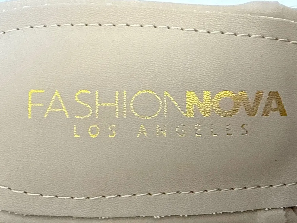 Sandalen> Sandaletten Größe 38 beige