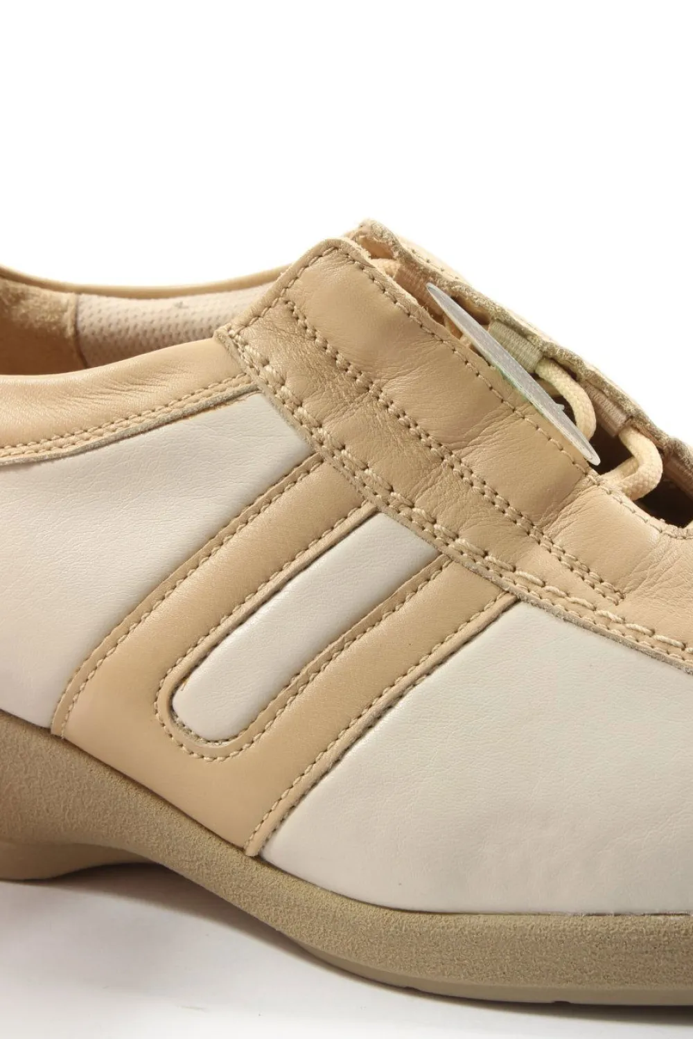 Halbschuhe>Theresia m. Schnürschuhe Größe 36 cremeweiß