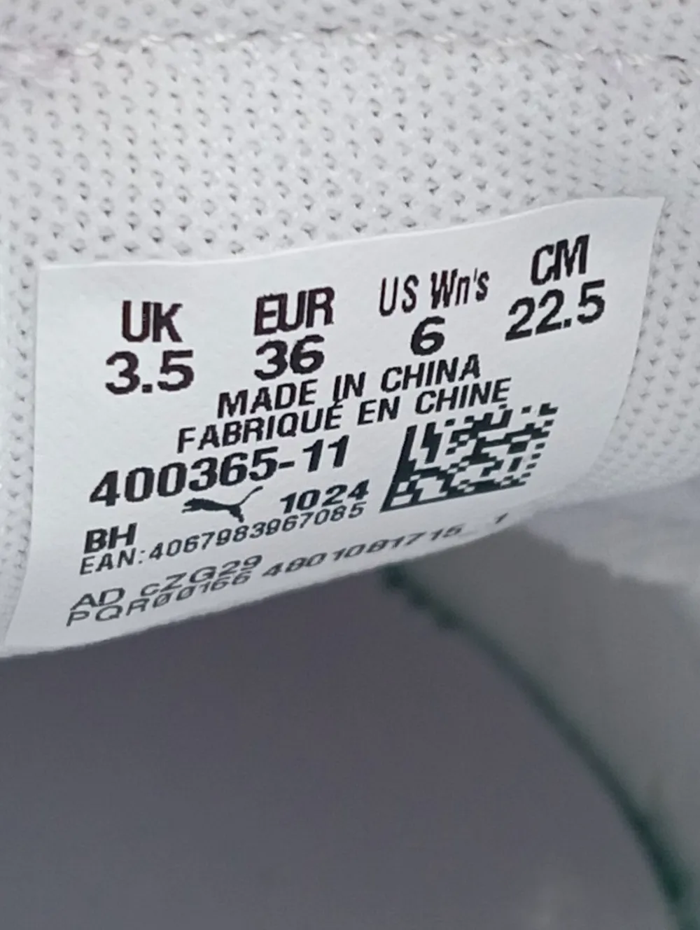 Sneaker>Puma Schnürsneaker Größe 36 weißlila