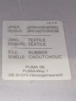 Sneaker><noscript><img width=