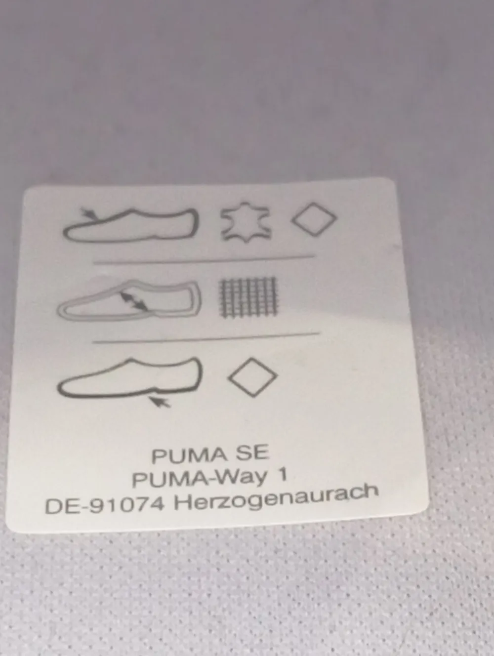 Sneaker>Puma Schnürsneaker Größe 36 weißlila