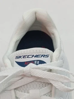 Sneaker><noscript><img width=