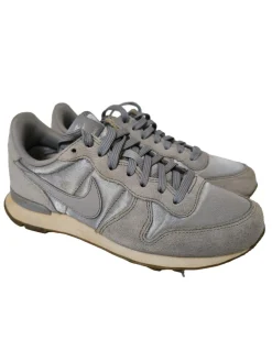 Sneaker>Nike Schnürsneaker Größe 38 hellgrau