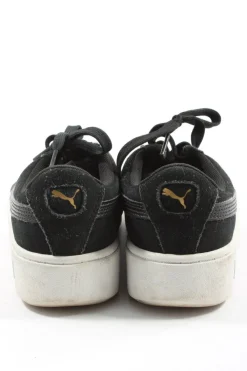 Sneaker><noscript><img width=