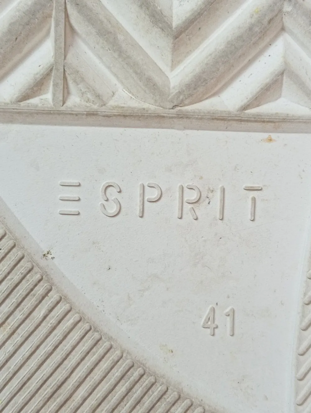 Sneaker>Esprit Schnürsneaker Größe 41 hellgraubraun
