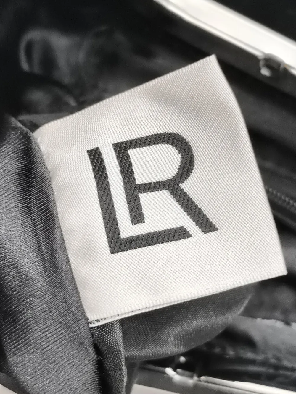 Schultertasche-LR Online