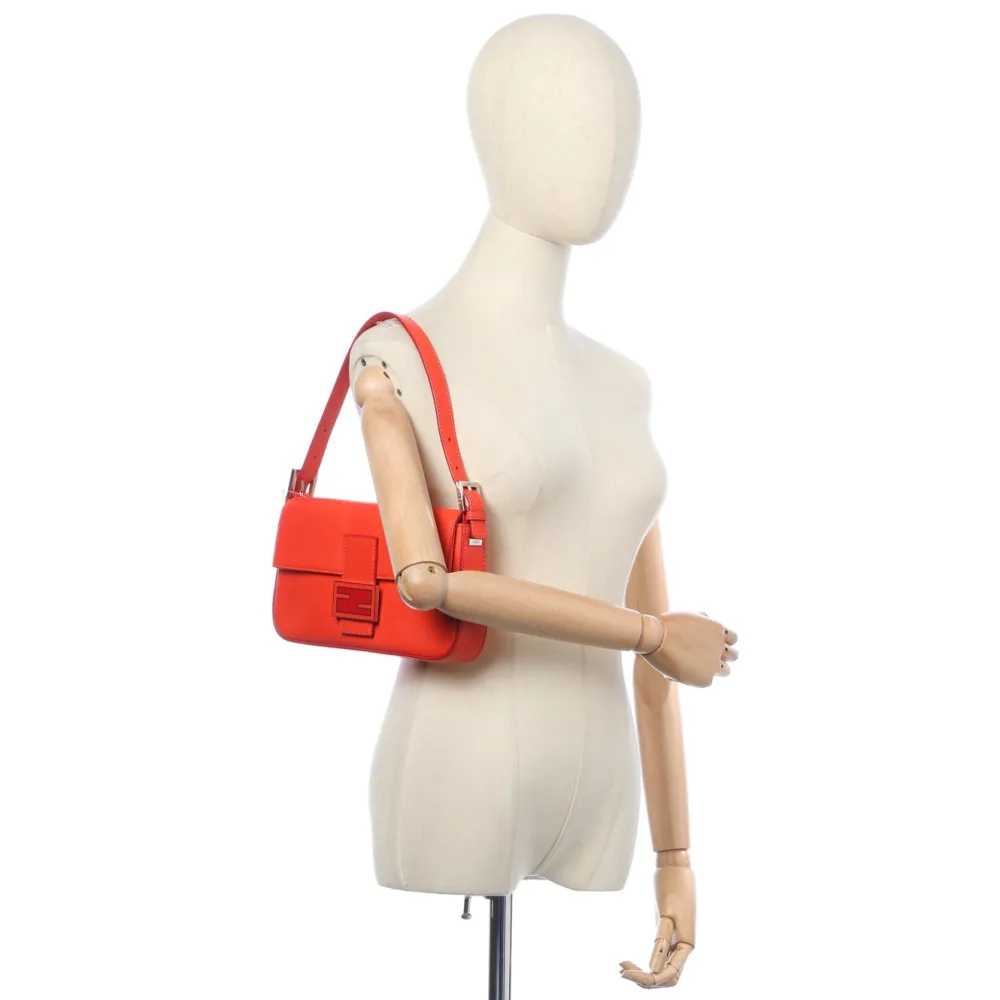 Schultertasche-Fendi