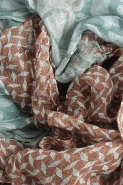 Tücher>Unmade Schultertuch