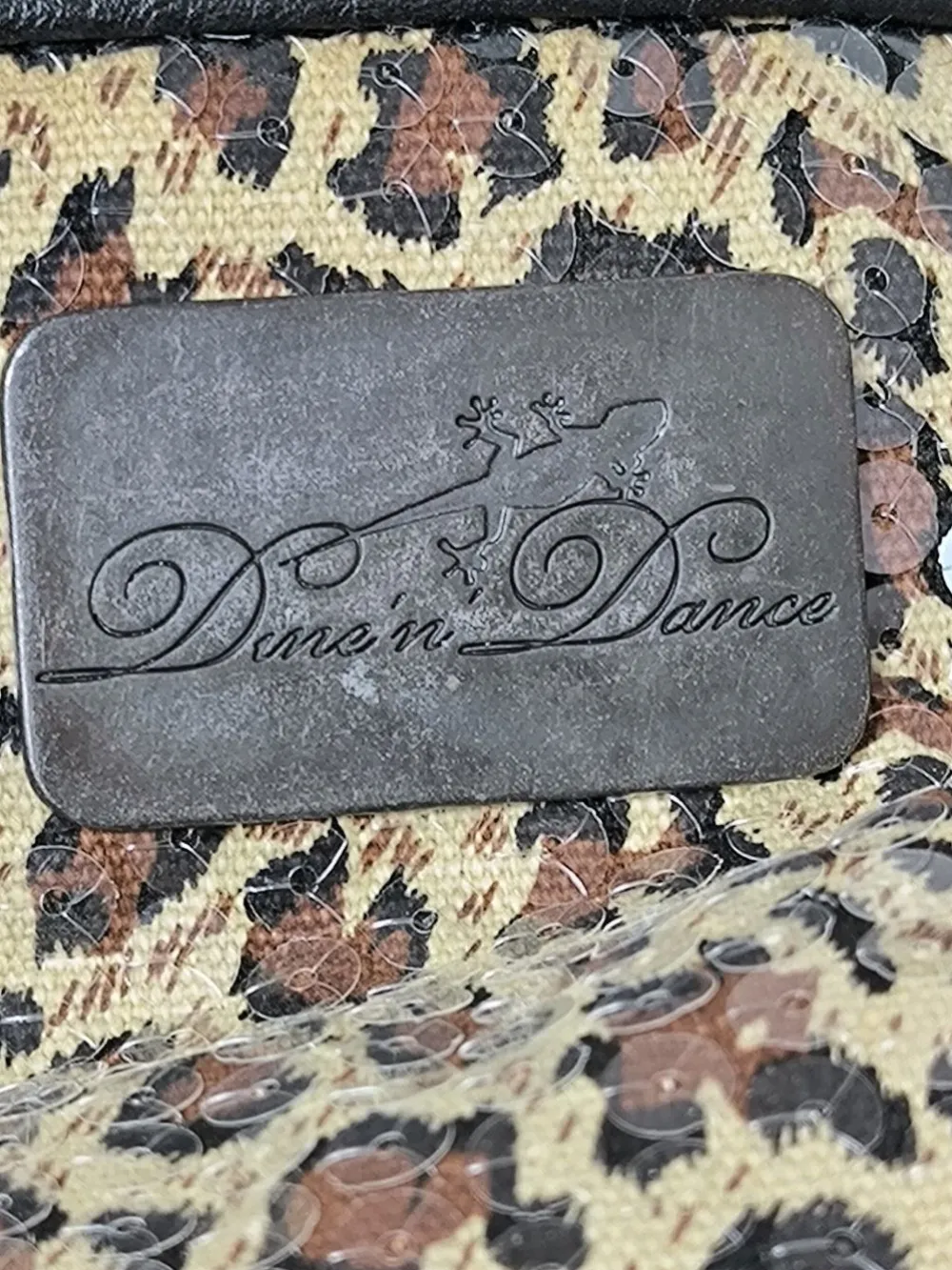 Shopper-Dine 'n' Dance Online