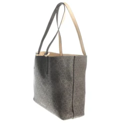 Shopper-Calvin Klein Outlet