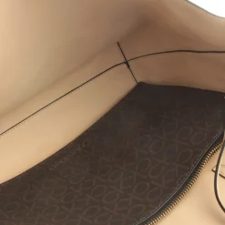 Shopper-Calvin Klein Outlet