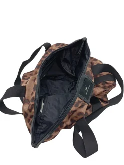 Shopper><noscript><img width=