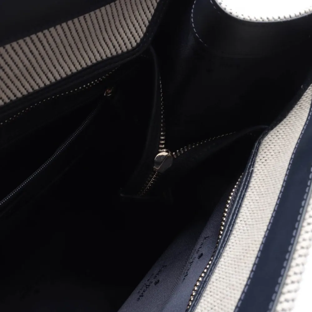 Shopper-Kate Spade Clearance