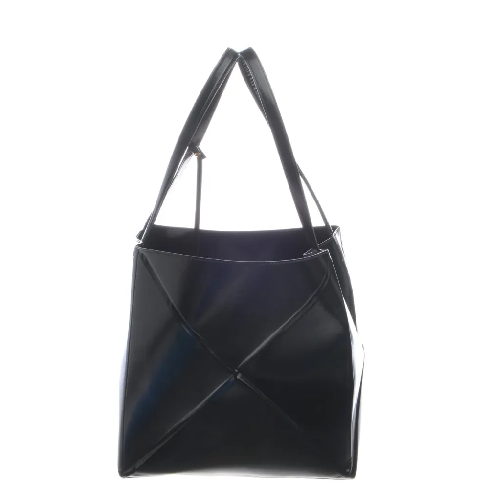 Shopper>Nanushka Shopper schwarz