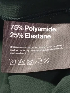 Kurze Hosen><noscript><img width=