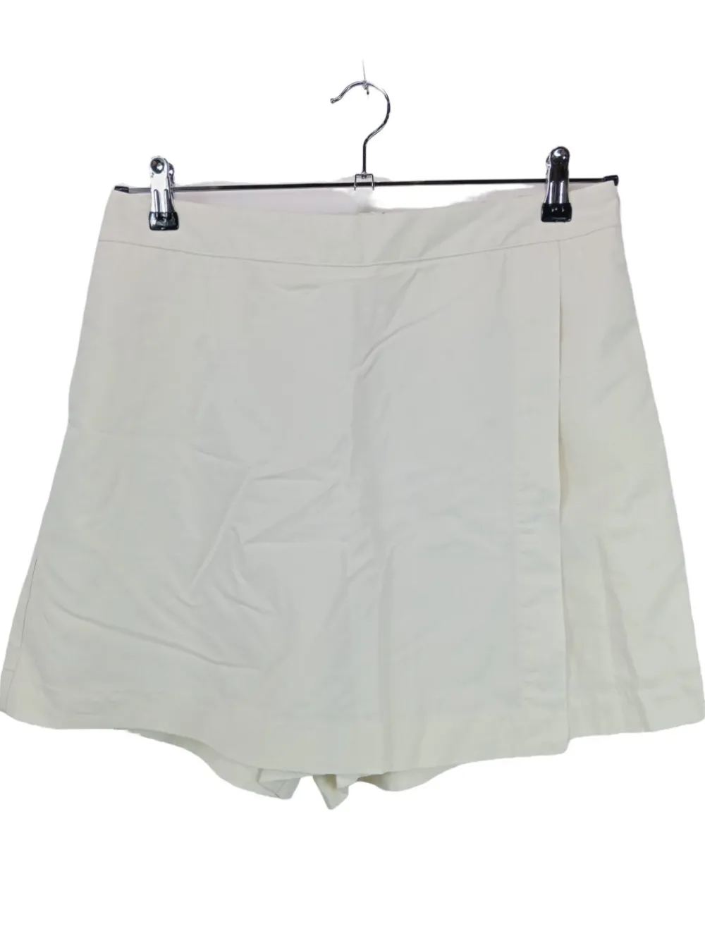 Kurze Hosen>Uniqlo Skorts Größe 40 wollweiß