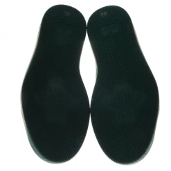 Sneaker><noscript><img width=