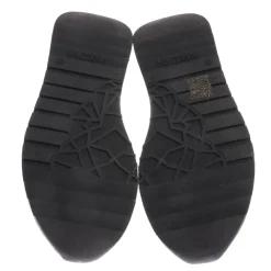 Sneaker><noscript><img width=