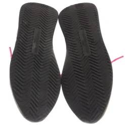 Sneaker><noscript><img width=