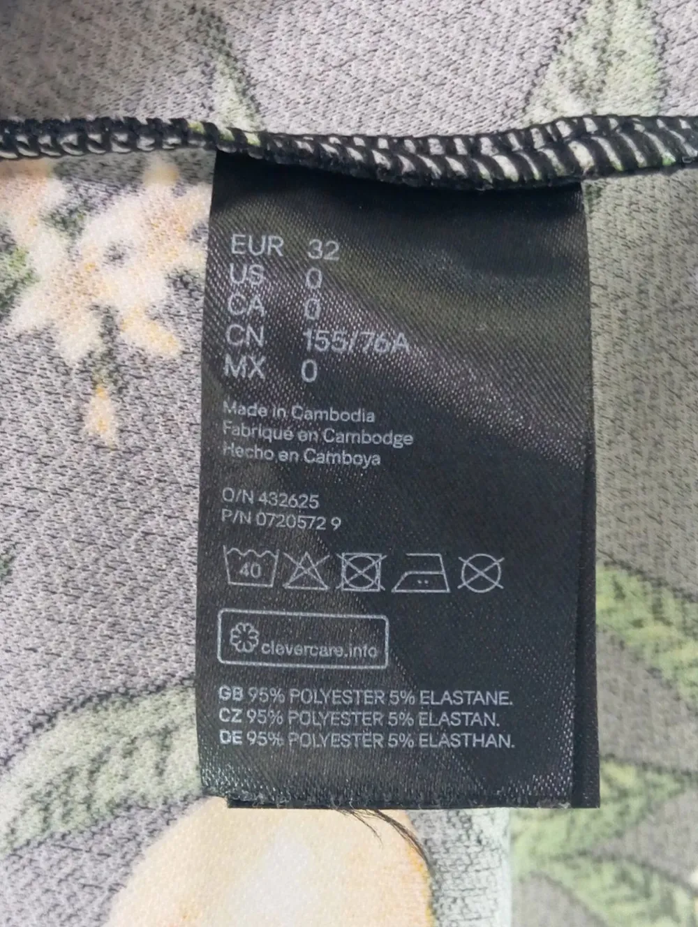 Sommerkleid Größe 32-H&M Divided New