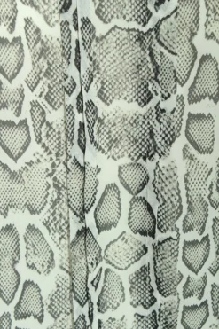 Tops><noscript><img width=