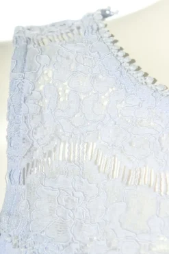 Tops><noscript><img width=