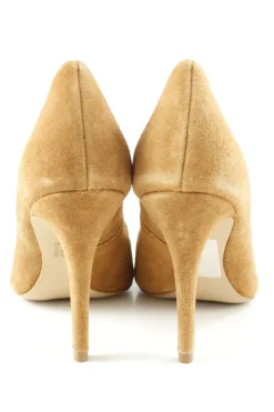 Pumps><noscript><img width=