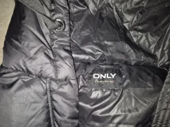 Westen><noscript><img width=