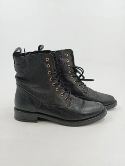 Stiefel Größe 39- New