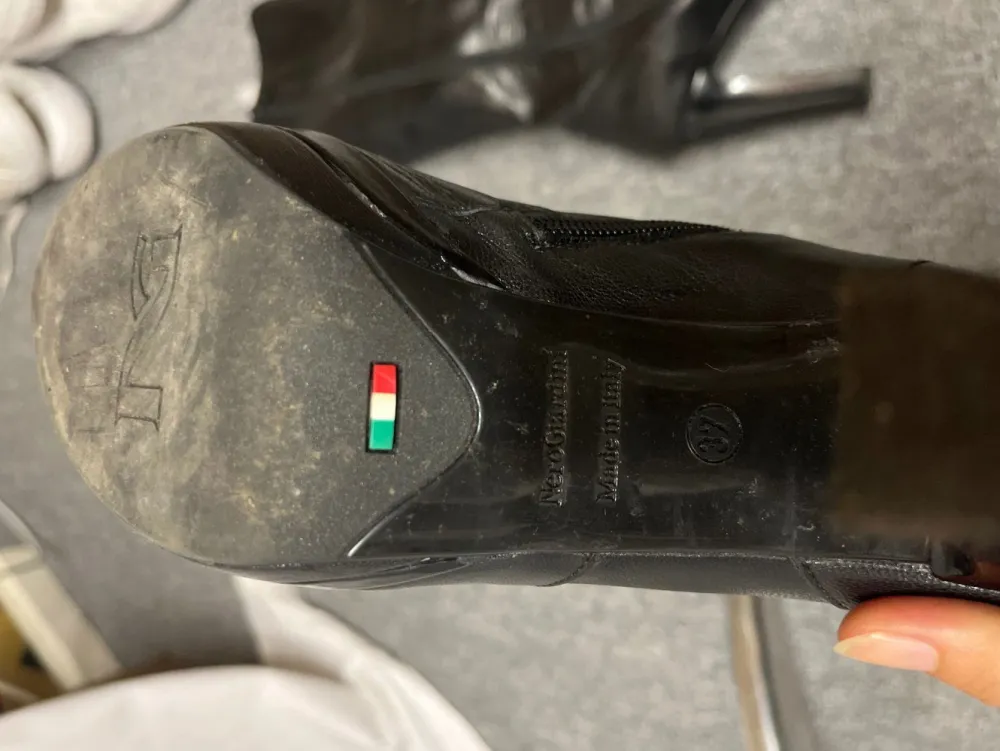 Stiefel> Stiefel Größe 37 schwarz