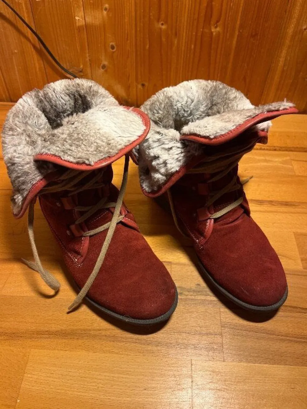 Stiefel> Stiefel Größe 39 rot