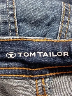 Jeans><noscript><img width=