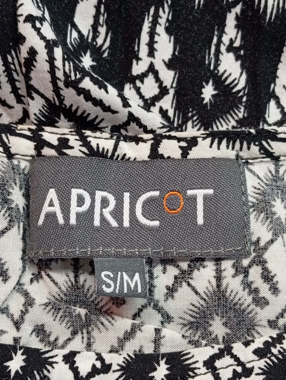 Bademode>Apricot Strandbekleidung Größe 36 hellgrau