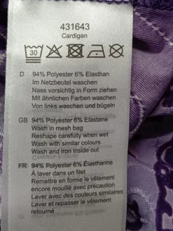 Twin Sets><noscript><img width=