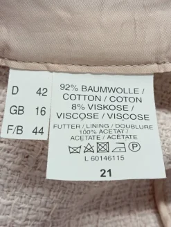 Blazer><noscript><img width=