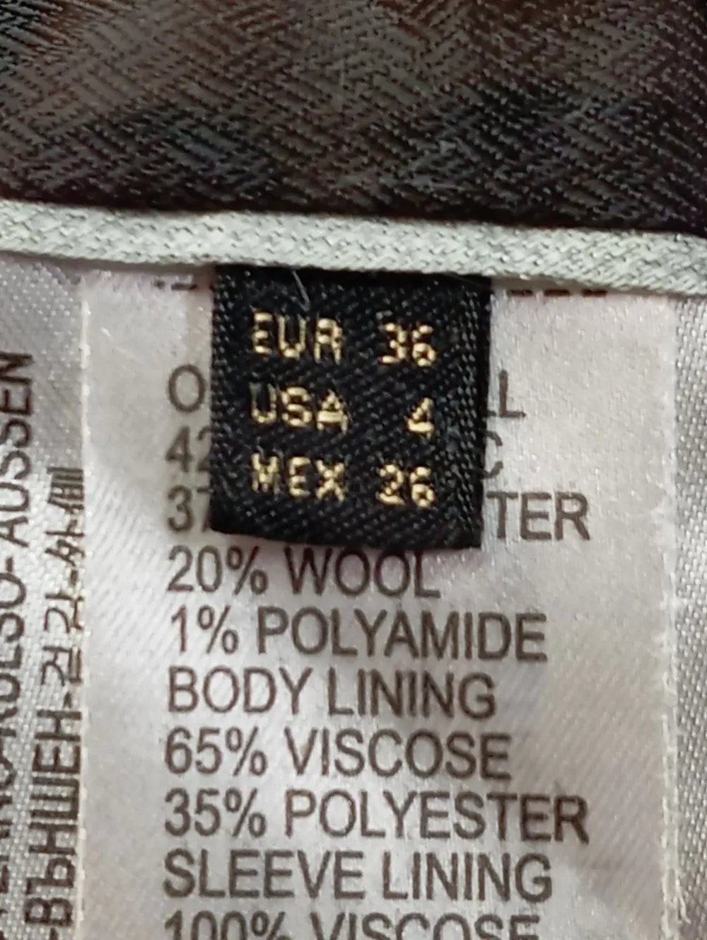 Strickbekleidung>Massimo Dutti Strickjacke Größe 36 hellgrauschwarz