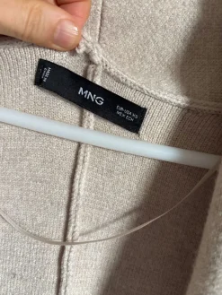 Strickjacke Größe 34- Outlet