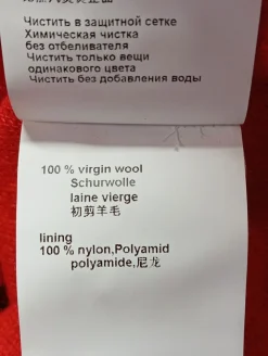 Strickbekleidung><noscript><img width=