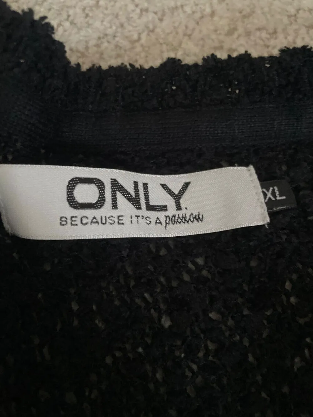 Strickbekleidung>Only Strickjacke Größe 42 schwarz