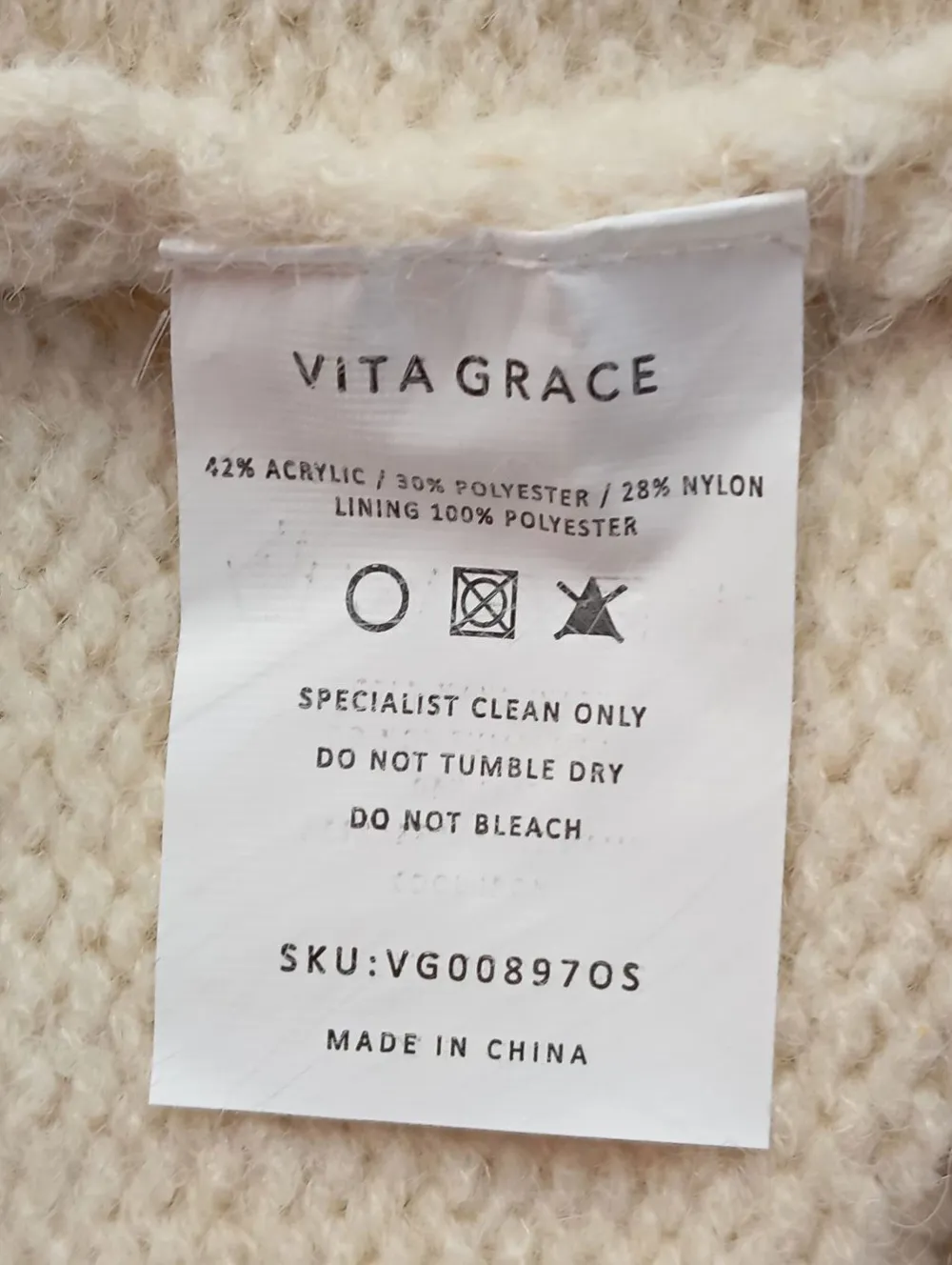 Strickbekleidung>Vita grace Strickjacke Größe 38 cremewollweiß