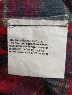 Strickbekleidung><noscript><img width=