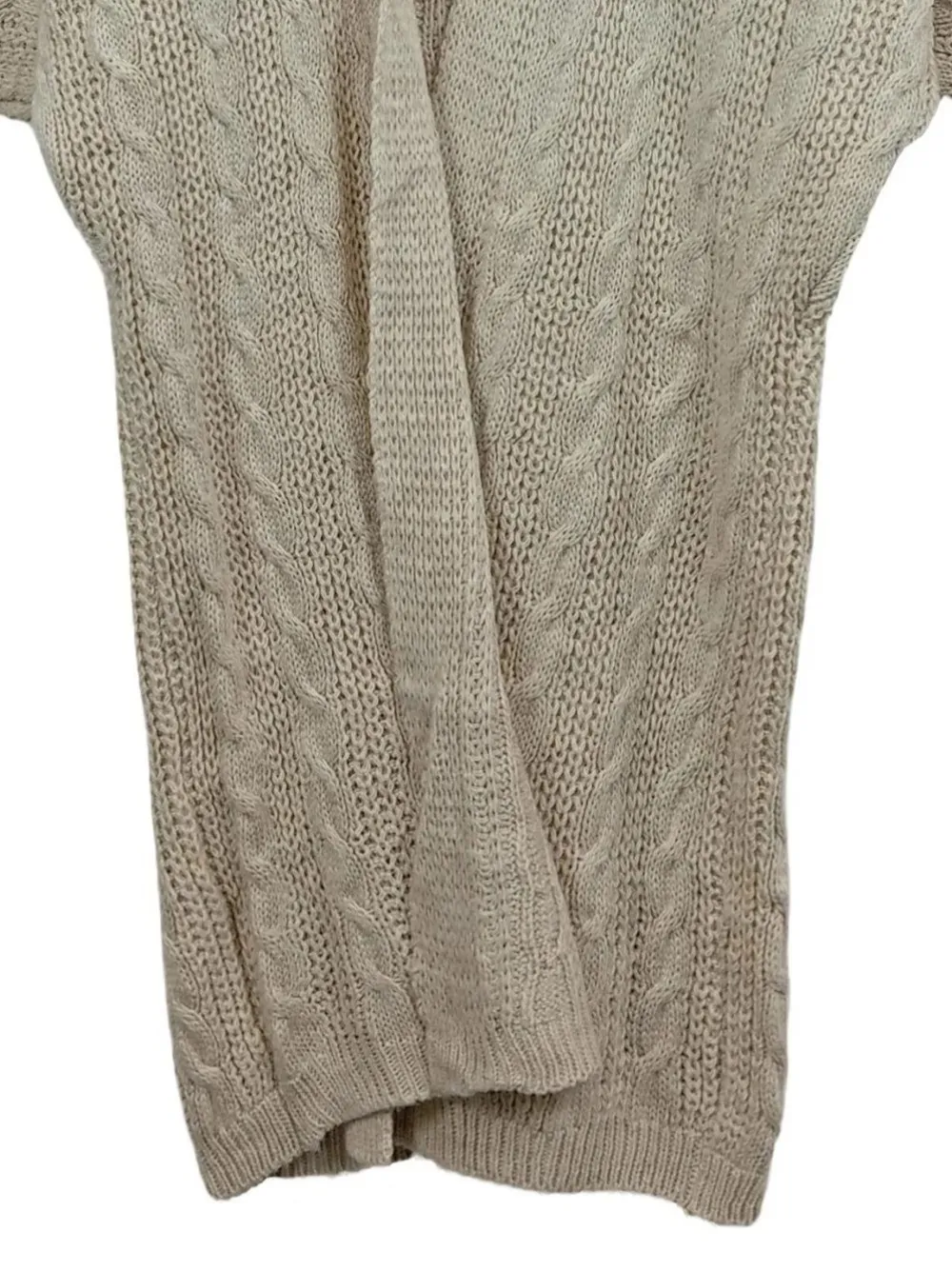 Strickbekleidung> Strickjacke Größe 36 beige